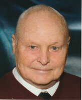 Lawrence G Carlson